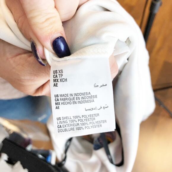 INC International Concepts Womens Paisley Dress XS White Multicolor Vneck NWT - Picture 11 of 11